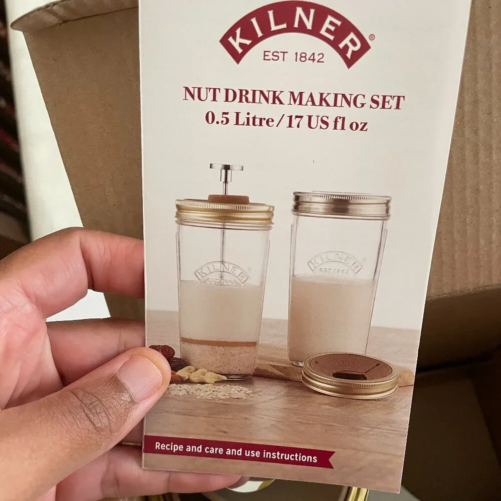 FIRM. New! Kilner Glass Nut Drink Making Set - Picture 8 of 12